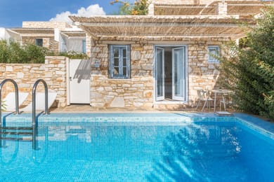 Deluxe Suite with Sea View & Private Pool
