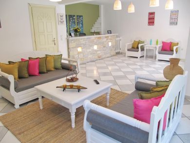 Camara Hotel Naxos - Image 5