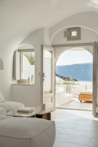 Superior Suite Plunge Pool Caldera Sea View