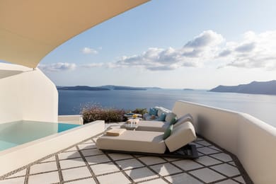 Royal Pool Suite