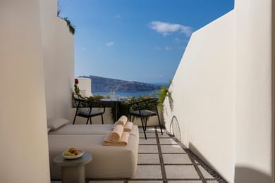 Superior Suite Plunge Pool Caldera Sea View