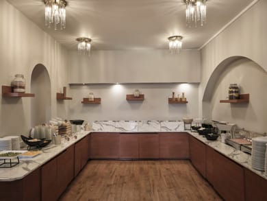 Candia Hotel - Image 4