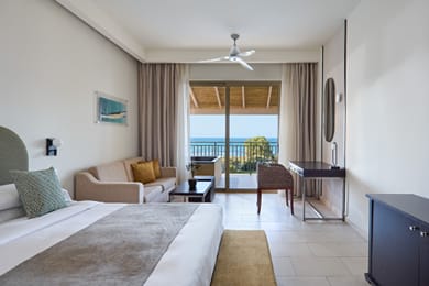 Deluxe Sea View Room with Outdoor Jacuzzi - Wellness Enhanced
