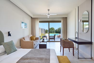 Deluxe Sea View Room with Private Pool