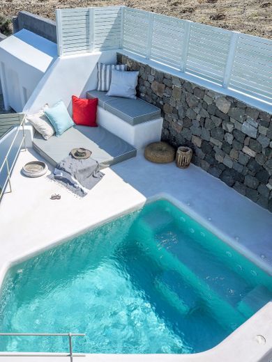 Family Villa with Private Pool