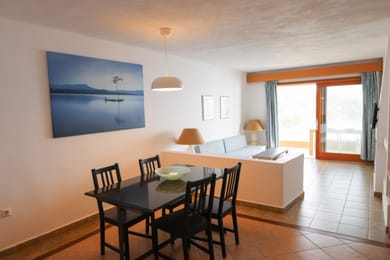 Two-Bedroom Suite Sea View