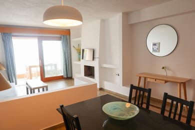 Two-Bedroom Suite Sea View