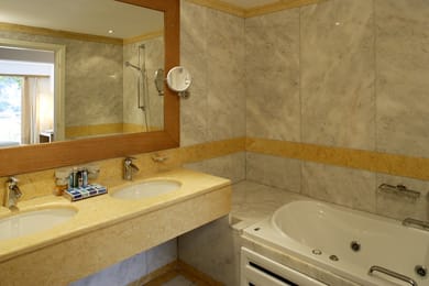 Superior Deluxe Sea View