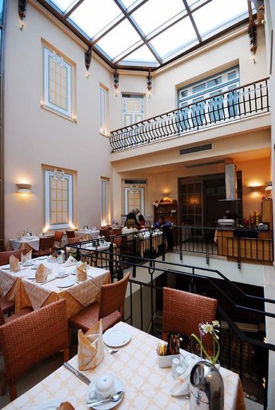 Capsis Bristol Boutique Hotel - Image 3