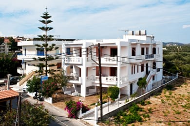 Captain Michalis Apartments - Image 2