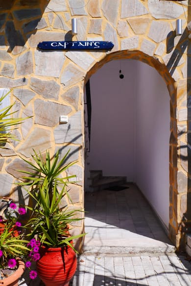 Captain Beach Boutique Apartments - Image 5