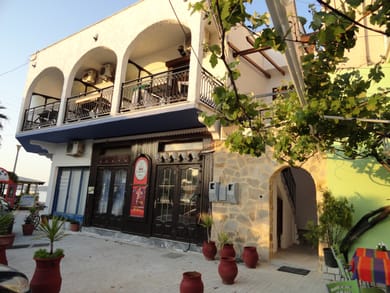 Captain Beach Boutique Apartments - Image 2