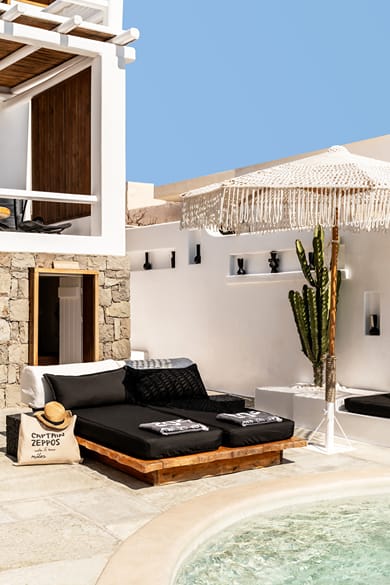 Captain Zeppos Suites - Image 3