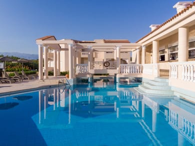 Caretta Beach Chania - Image 2