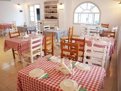 Carlos Pension Santorini - Image 3