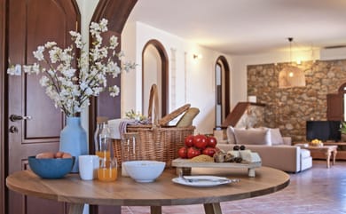 Casa Di Namphio Entire Private Villa * Swimming Pool * 8 Bedrooms * Up to 21Guests