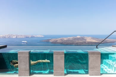 6-Bedroom Sea-View Casa with Private Pool & 1 Outdoor Private Jacuzzi