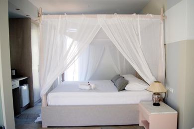 Cascade Holiday Resort Poros - Image 4