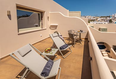 Executive High Floor Suite with Private Jacuzzi