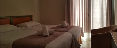 Castella Beach - Image 5