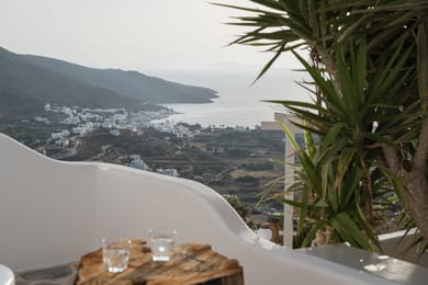Castello Amorgos Suites - Image 3