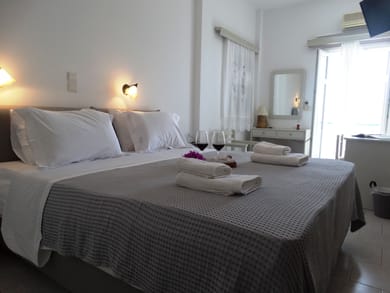 Double Room with Balcony and Sea View | 8