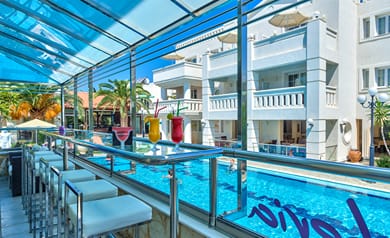 Castle Suites - Image 2