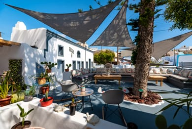 1812 Caves 'n Mansion - Image 3