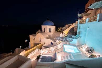 Cave Suite Oia