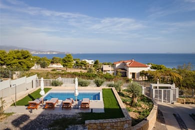 Cavos Boutique Homes - Image 5