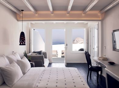 Grand Honeymoon Suite Private Pool with Caldera Sunset View