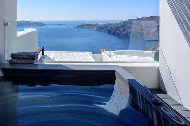 Maisonette with Hot Tub & Caldera Sunset View