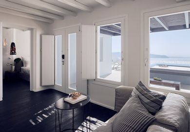 Cavo Tagoo Suite with Pool and Caldera Sunset View