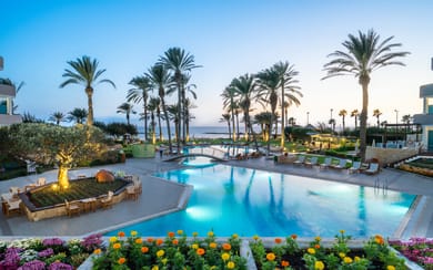 Superior One Bedroom Suite Sea View