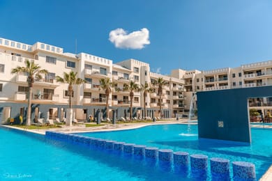 Blue Lagoon Kosher Hotel - Image 6