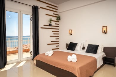 Deluxe Triple Room with Sea View