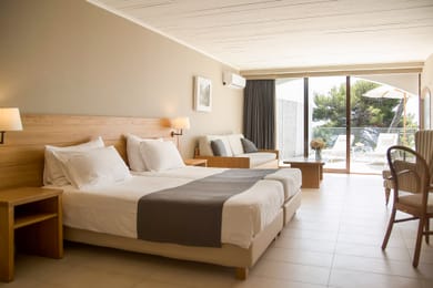 Premium Family Bungalow with Private Pool Sea & Mouse Island View