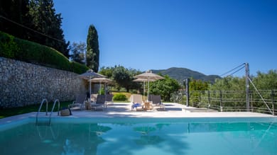 4 Bedroom | AMD House | Gastouri