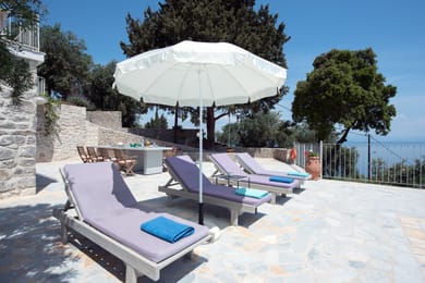 4 Bedrooms | Villa Perfect Daffodil | Perama