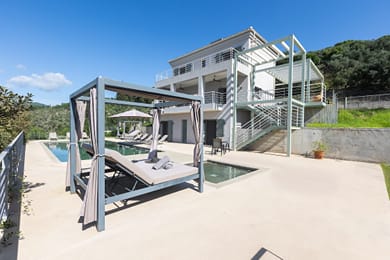 4 Bedroom | J&J Villa | Episkopiana