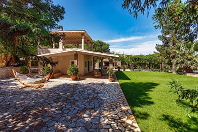 8 Bedrooms  | Villa Perfect Ibiscus | Apraos