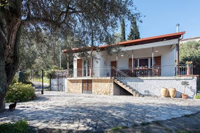 3 Bedrooms | Martin's & Elena's House | Ipsos