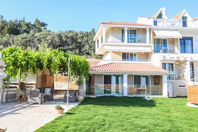 2 Bedroom Side View | Magdachris Luxury Rooms | Agios Georgios Pagon
