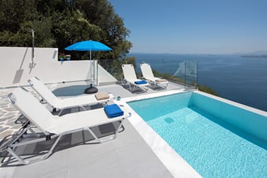 8 Bedrooms | N&L Villas All | Pirgi
