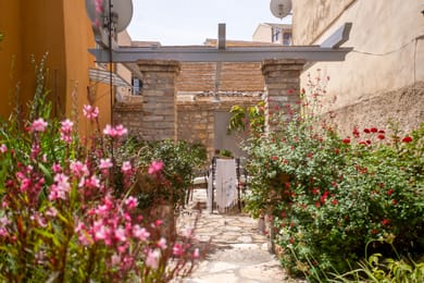 2 Bedrooms | Pithari House | Corfu Town Garitsa