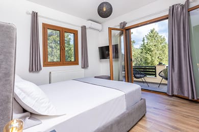 2 Bedroom | Spiros Country Home | Felekas
