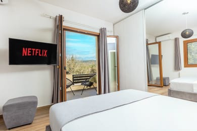2 Bedroom | Spiros Country Home | Felekas