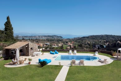 6 Bedrooms | Villa Perfect Lavender | Viros