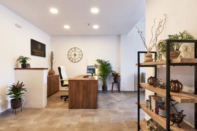 Charm Hotel - Image 2