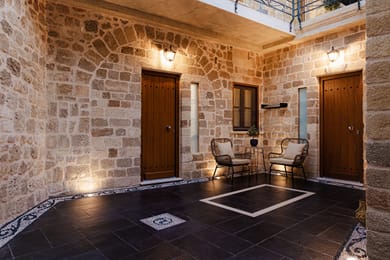 Chateau Anax Luxury Suites - Image 5